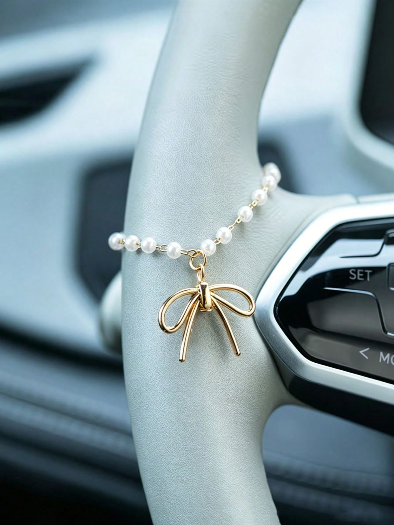 Pearl Bow Car Pendant Alloy Fa - Car Accessories Mirror Hanging recensie en prijs