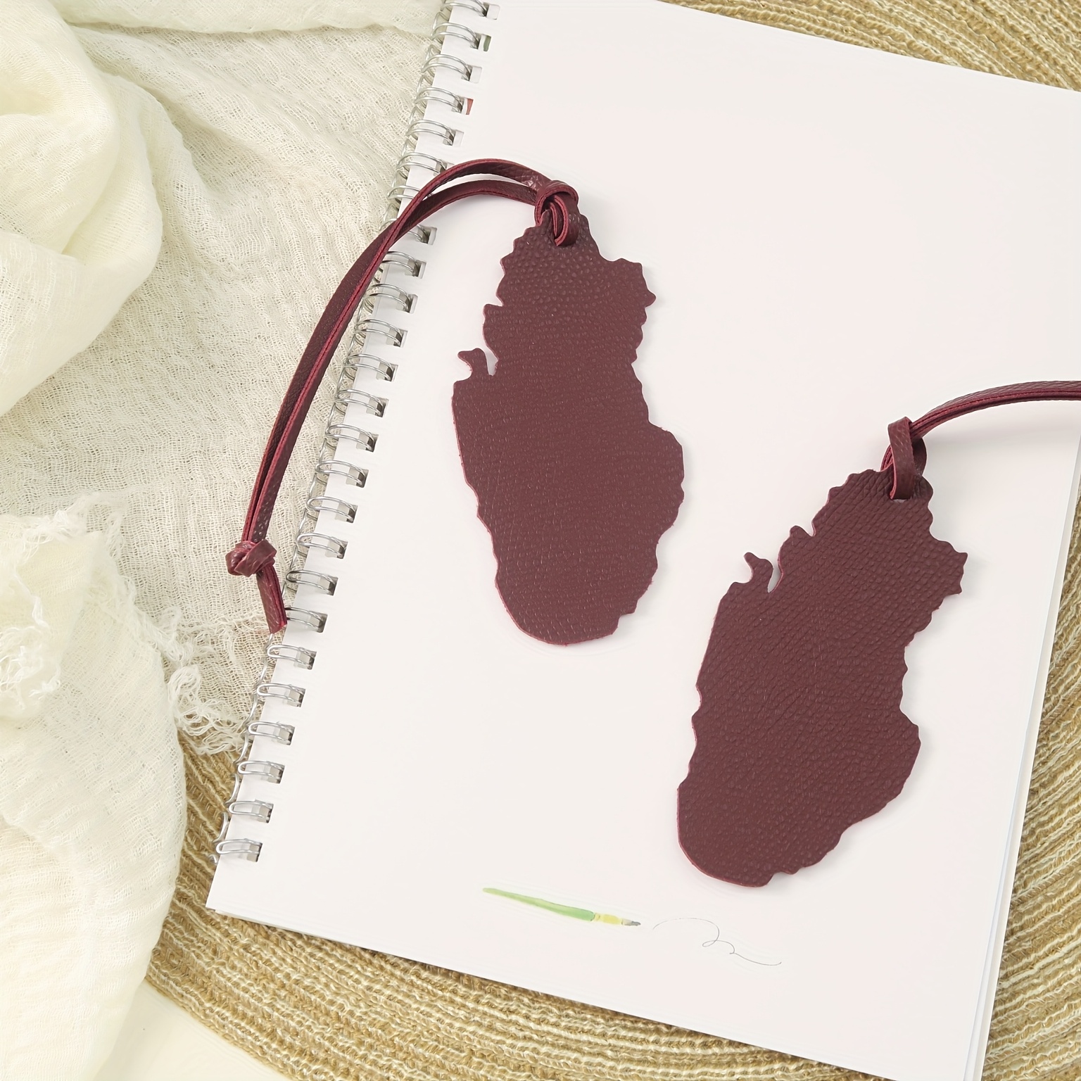 Qatar Map PU Leather Charm - E - Qatar Car Accessories recensie en prijs